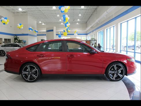 Certified 2026 Honda Accord Sport image 4