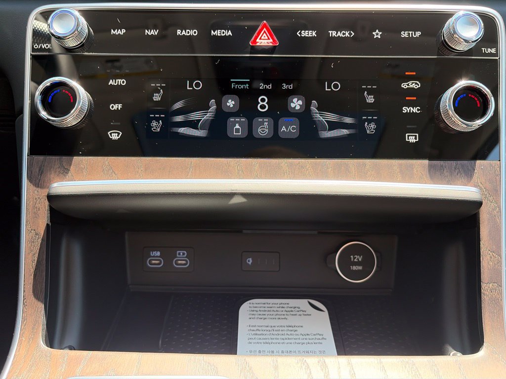 New 2026 Genesis GV80 2.5T Prestige AWD/4WD image 18