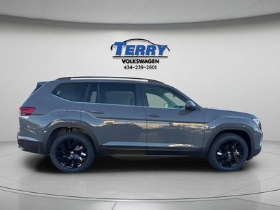 New 2026 Volkswagen Atlas SE
