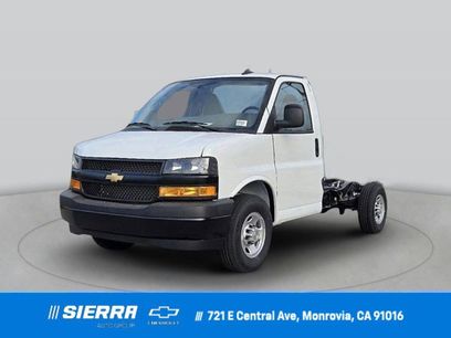 New 2025 Chevrolet Express 3500