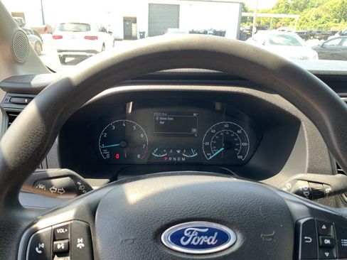 Used 2021 Ford Transit 350 DRW RWD image 22