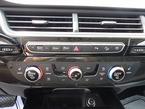 Used 2019 Audi Q7 3.0T Premium Plus w/ Premium Plus Package image 23