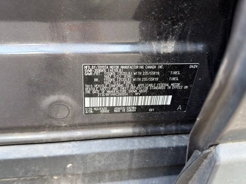Used 2024 Toyota RAV4 XLE Premium FWD image 33