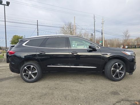 Used 2020 Buick Enclave Essence w/ Sport Touring Edition image 17