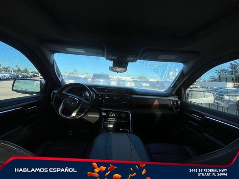 Used 2023 GMC Sierra 1500 Denali w/ Denali Reserve Package AWD/4WD image 32