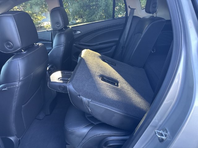 Used 2017 Buick Envision Essence FWD image 15