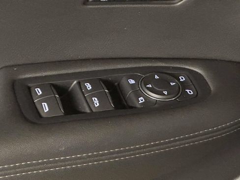 Used 2024 Cadillac XT6 Premium Luxury AWD/4WD image 14