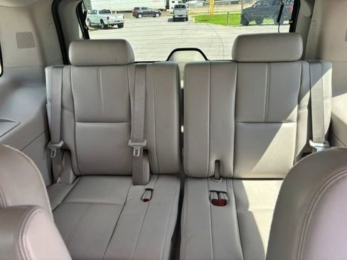 Used 2012 Chevrolet Tahoe LT w/ Luxury Package RWD image 14