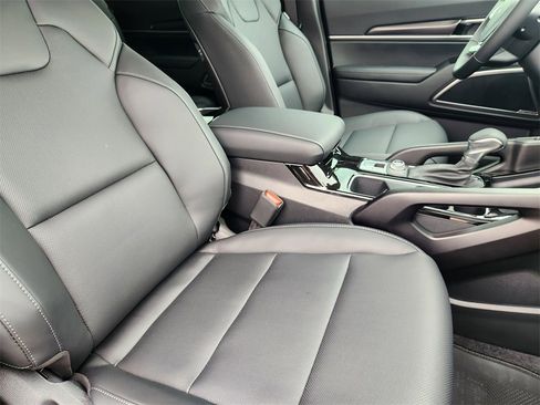 New 2025 Kia Telluride S image 10