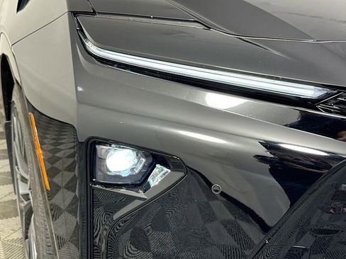 New 2026 Toyota Crown Signia AWD/4WD image 3