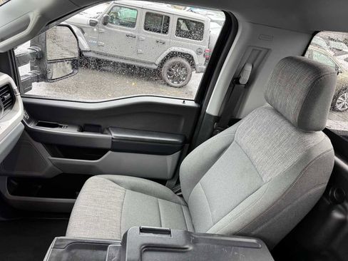 Used 2024 Ford F250 XLT w/ Snow Plow Prep Package image 21