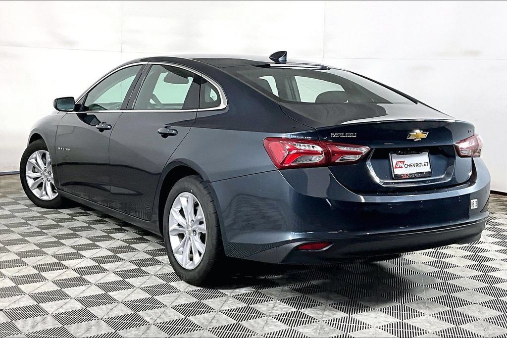 Used 2021 Chevrolet Malibu LT FWD image 10