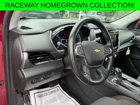 Used 2018 Chevrolet Traverse LT AWD/4WD image 34
