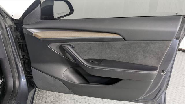 Used 2023 Tesla Model 3 Standard Range RWD image 22