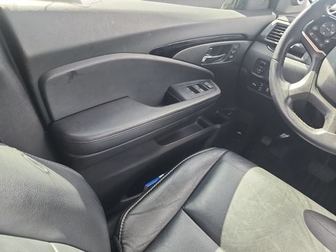 Used 2020 Honda Pilot Touring image 15