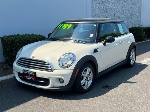Used 2012 MINI Cooper Hardtop FWD image 2