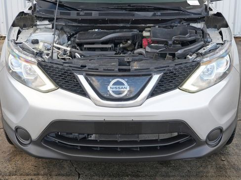 Used 2019 Nissan Rogue Sport S w/ Appearance Package image 7