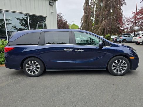 Used 2022 Honda Odyssey EX-L image 3