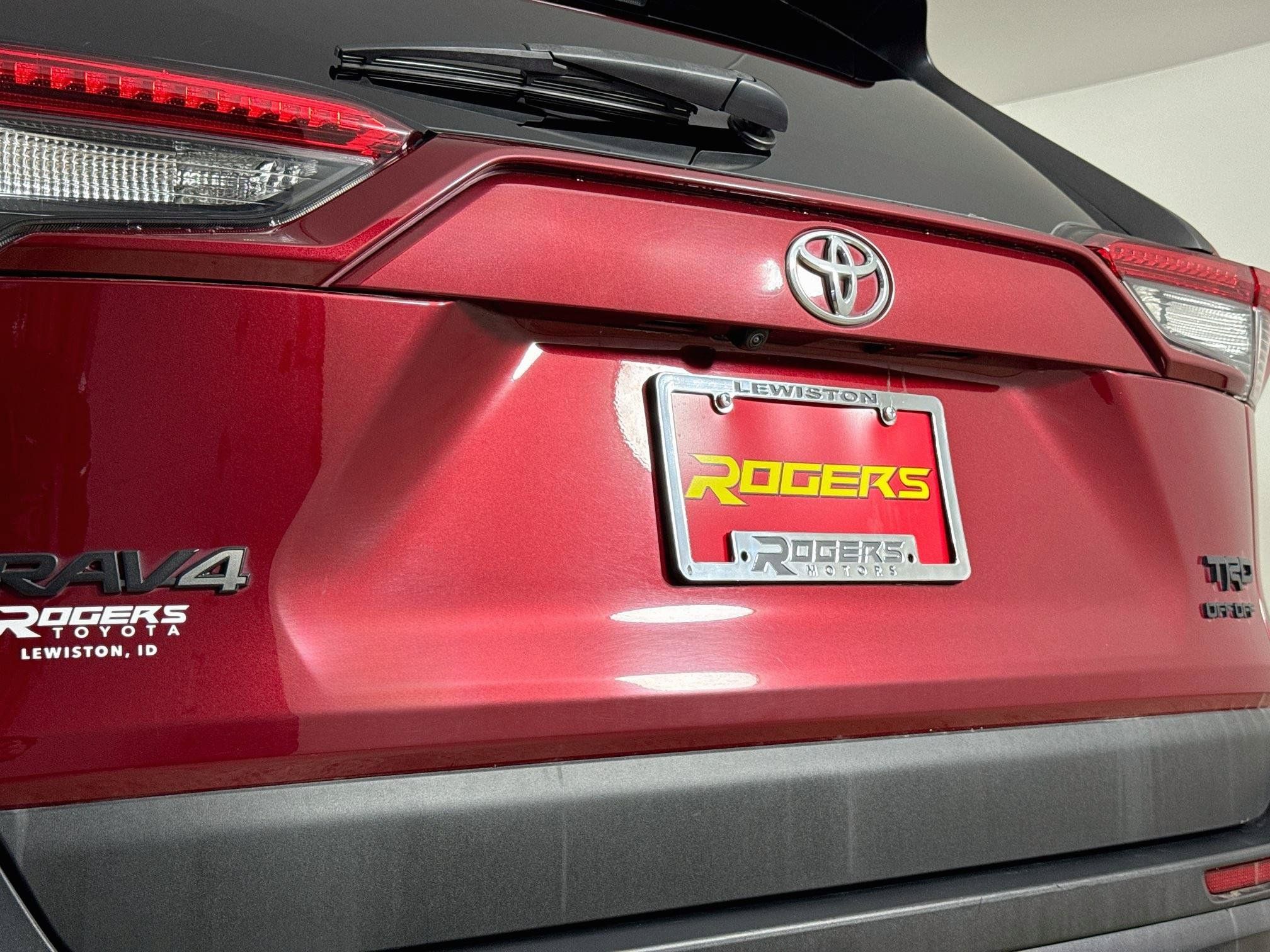 Certified 2020 Toyota RAV4 TRD Off-Road w/ TRD Off-Road Weather Package AWD/4WD image 27