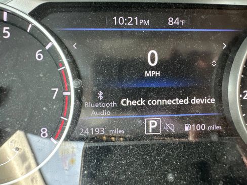 Used 2024 Nissan Sentra SV FWD image 15