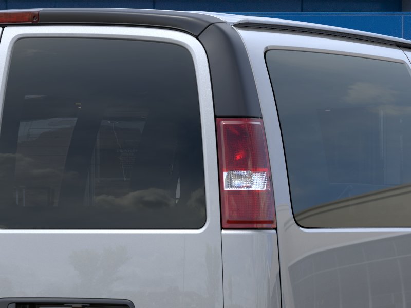 New 2027 Chevrolet Express 2500 RWD image 11