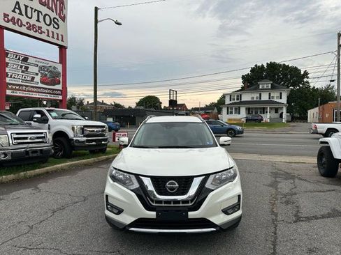 Used 2018 Nissan Rogue SL AWD/4WD image 3