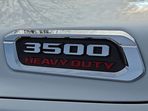 Used 2021 RAM 3500 Tradesman w/ Chrome Appearance Group image 9