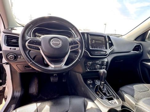 Used 2019 Jeep Cherokee Limited image 7