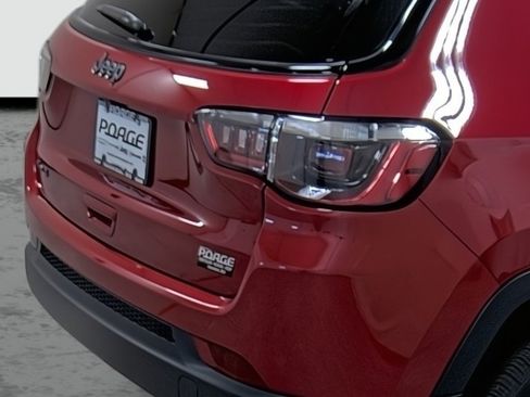 New 2026 Jeep Compass Latitude image 13