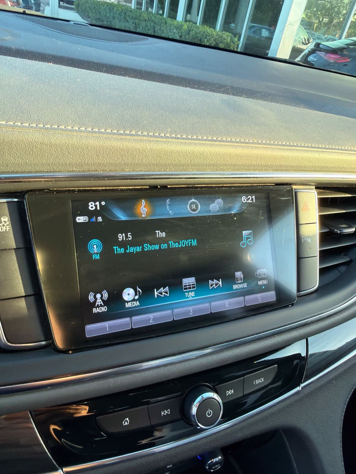 Used 2018 Buick Enclave FWD image 26