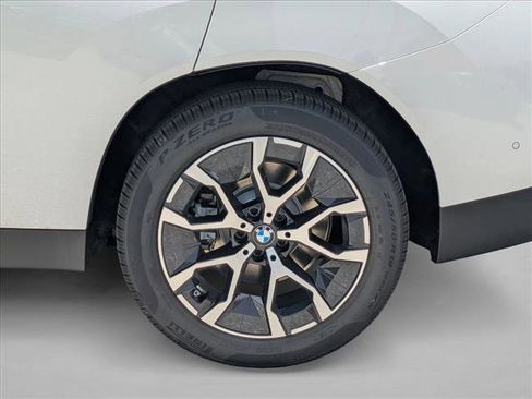 Used 2025 BMW X3 xDrive30i w/ Premium Package image 15