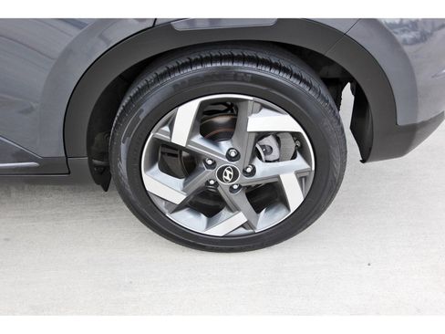 Used 2023 Hyundai Venue Limited w/ Cargo Package FWD image 28