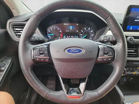 Used 2021 Ford Escape SEL FWD image 16