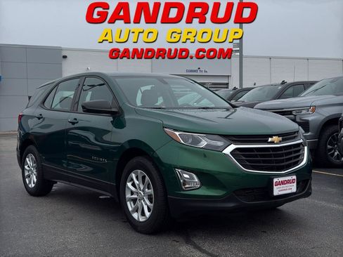 Used 2018 Chevrolet Equinox LS image 1