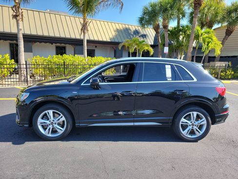 Used 2022 Audi Q3 2.0T Premium Plus AWD/4WD image 9