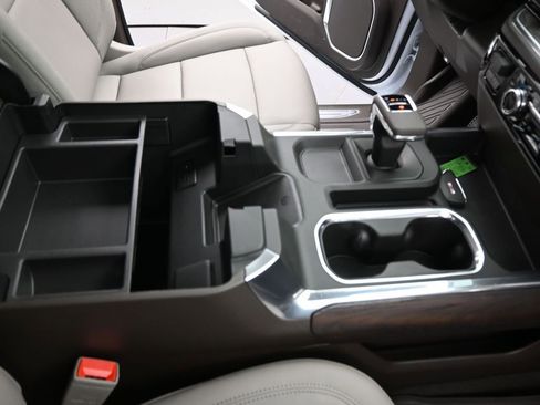 New 2026 GMC Sierra 1500 SLT w/ SLT Premium Plus Package image 23