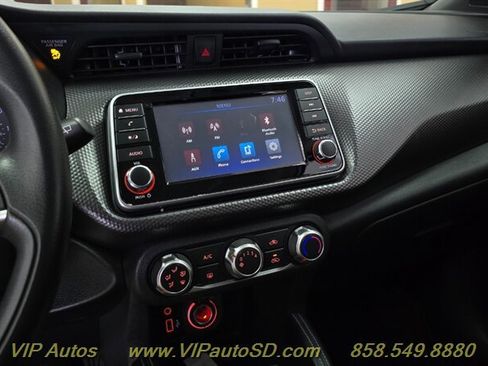 Used 2019 Nissan Kicks S FWD image 21