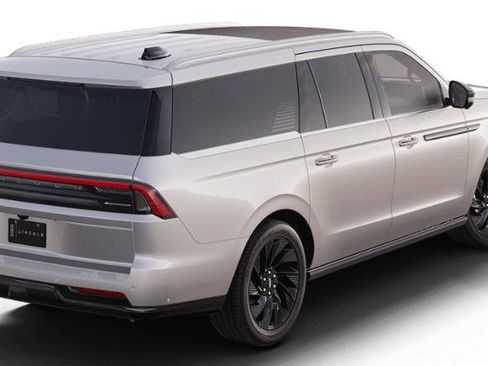 New 2025 Lincoln Navigator L Black Label image 26