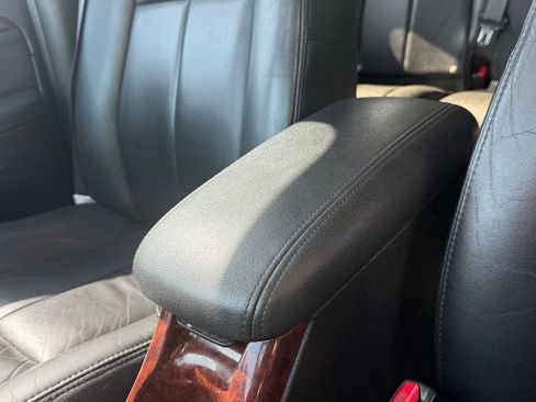 Used 2006 GMC Envoy Denali AWD/4WD image 22