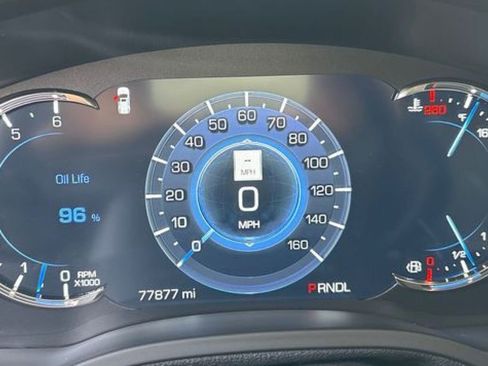 Used 2018 Cadillac Escalade ESV Premium Luxury image 26