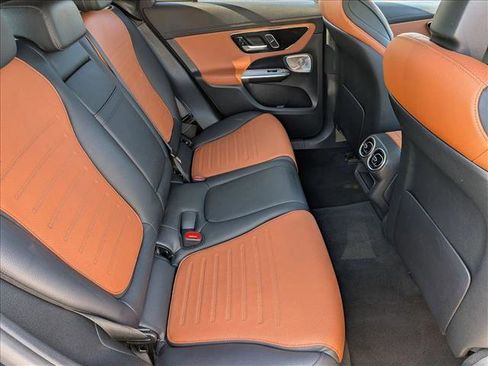 Used 2023 Mercedes-Benz GLC 300 4MATIC image 22