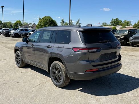 New 2026 Jeep Grand Cherokee L 4WD image 8