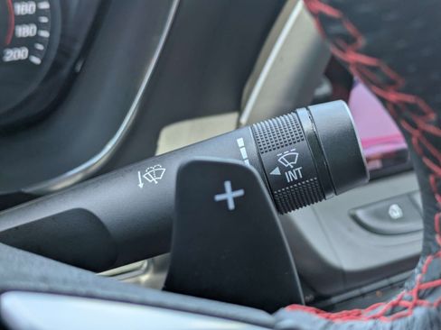 Used 2022 Chevrolet Camaro SS RWD image 22