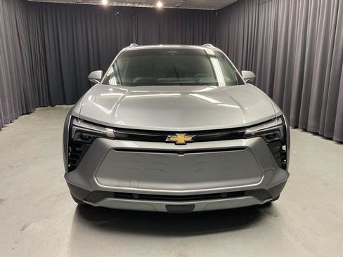 Used 2025 Chevrolet Blazer EV LT AWD/4WD image 6