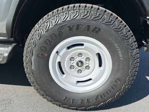 Used 2025 Ford Bronco Heritage Edition AWD/4WD image 24