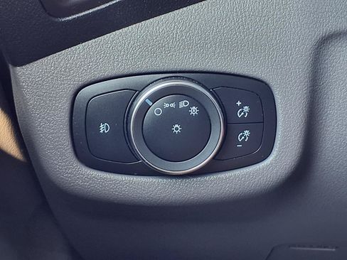 Used 2022 Ford Transit Connect XLT FWD image 18