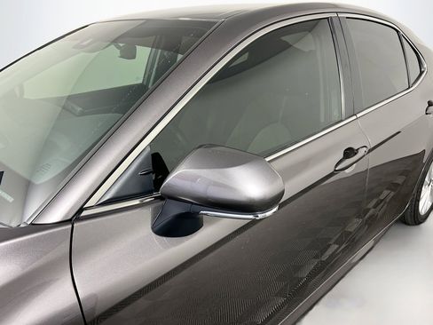 Used 2024 Toyota Camry LE image 12