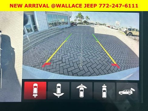 Used 2025 Jeep Grand Cherokee L Summit AWD/4WD image 26