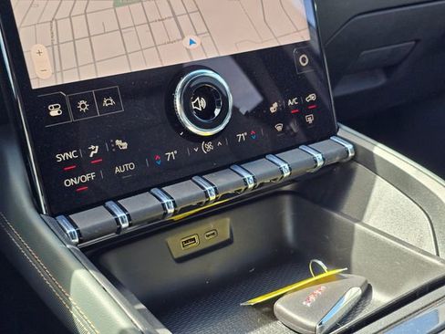 New 2026 GMC Terrain AT4 w/ Technology Package II AWD/4WD image 29