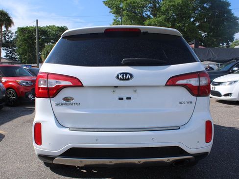 Used 2015 Kia Sorento SX FWD image 5